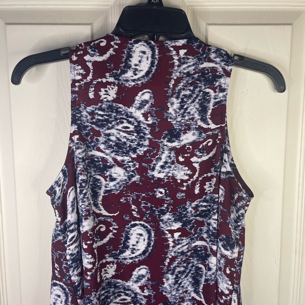 Allison‎ Joy sleeveless pattern blouse. - Picture 6 of 7